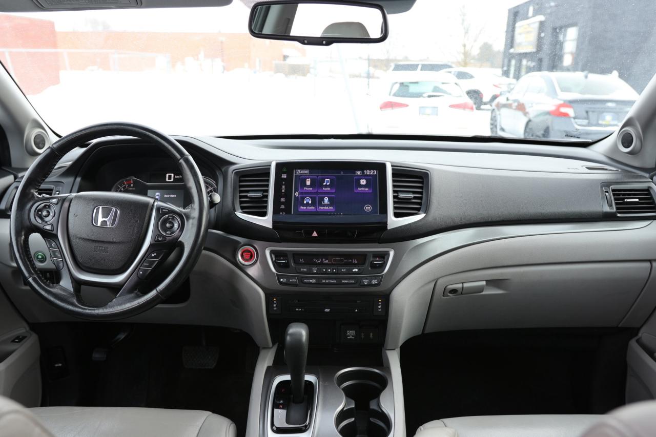 2016 Honda Pilot EXL-4WD-7PASS-R STARTER/NAV/LEATHER/SUNROOF/KEYLES Photo