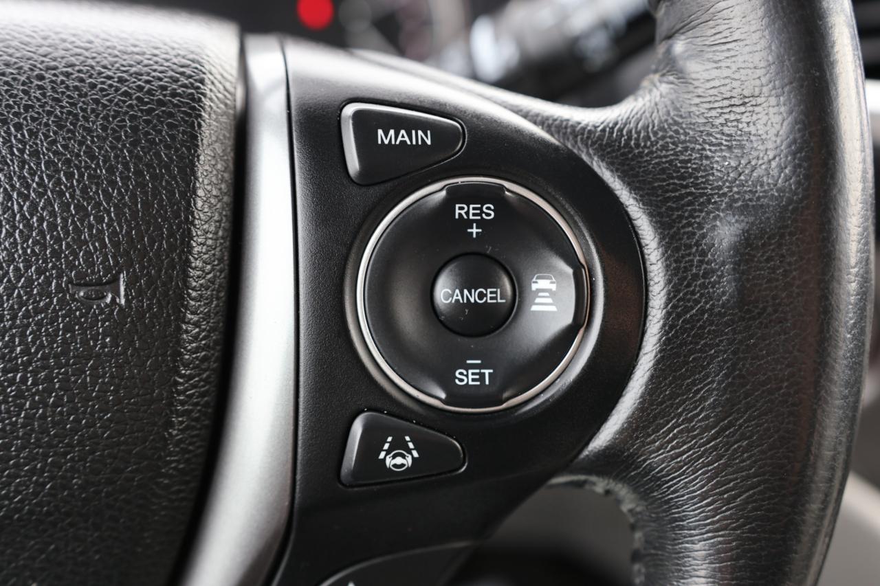 2016 Honda Pilot EXL-4WD-7PASS-R STARTER/NAV/LEATHER/SUNROOF/KEYLES Photo