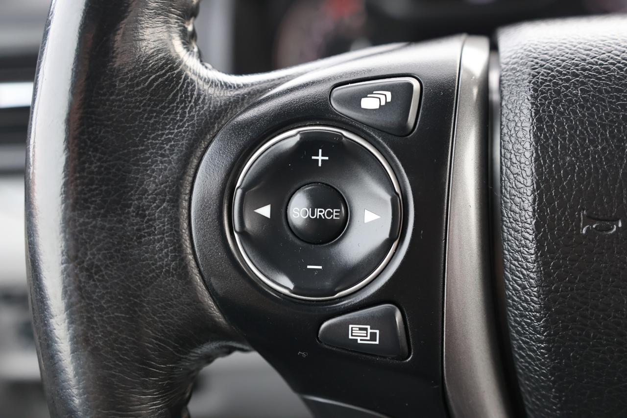 2016 Honda Pilot EXL-4WD-7PASS-R STARTER/NAV/LEATHER/SUNROOF/KEYLES Photo