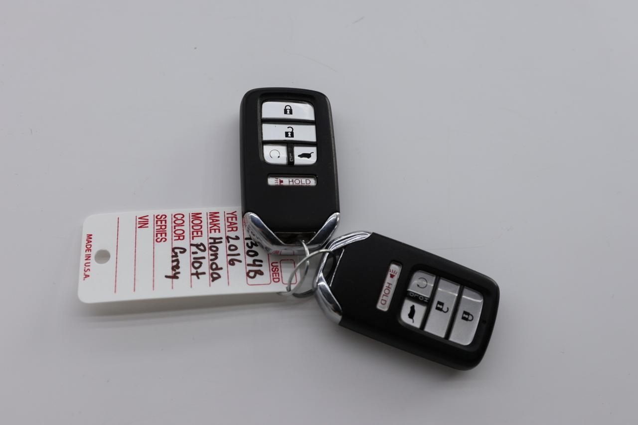 2016 Honda Pilot EXL-4WD-7PASS-R STARTER/NAV/LEATHER/SUNROOF/KEYLES Photo