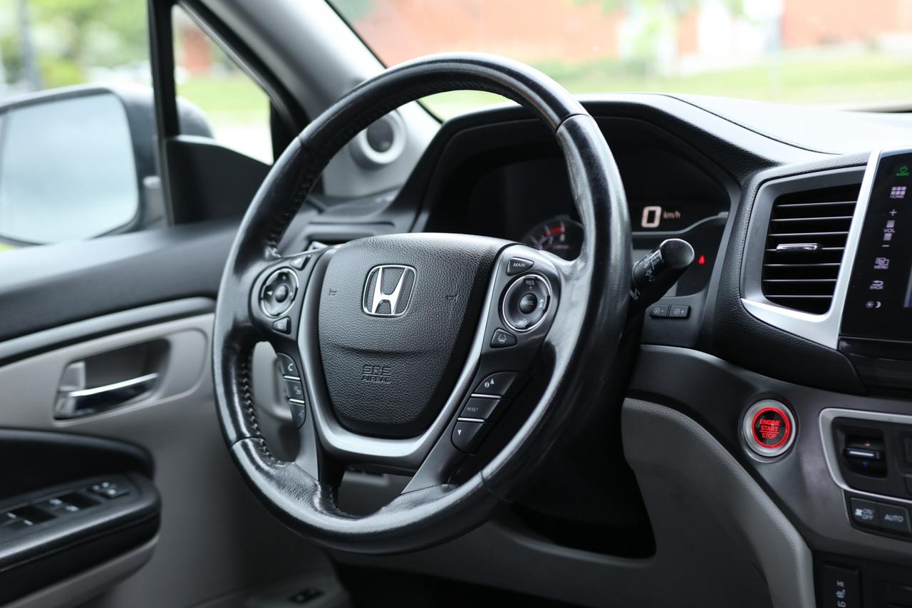 2016 Honda Pilot EXL-4WD-7PASS-R STARTER/ADAPT CRUISE/NAV/B CAM/P S Photo