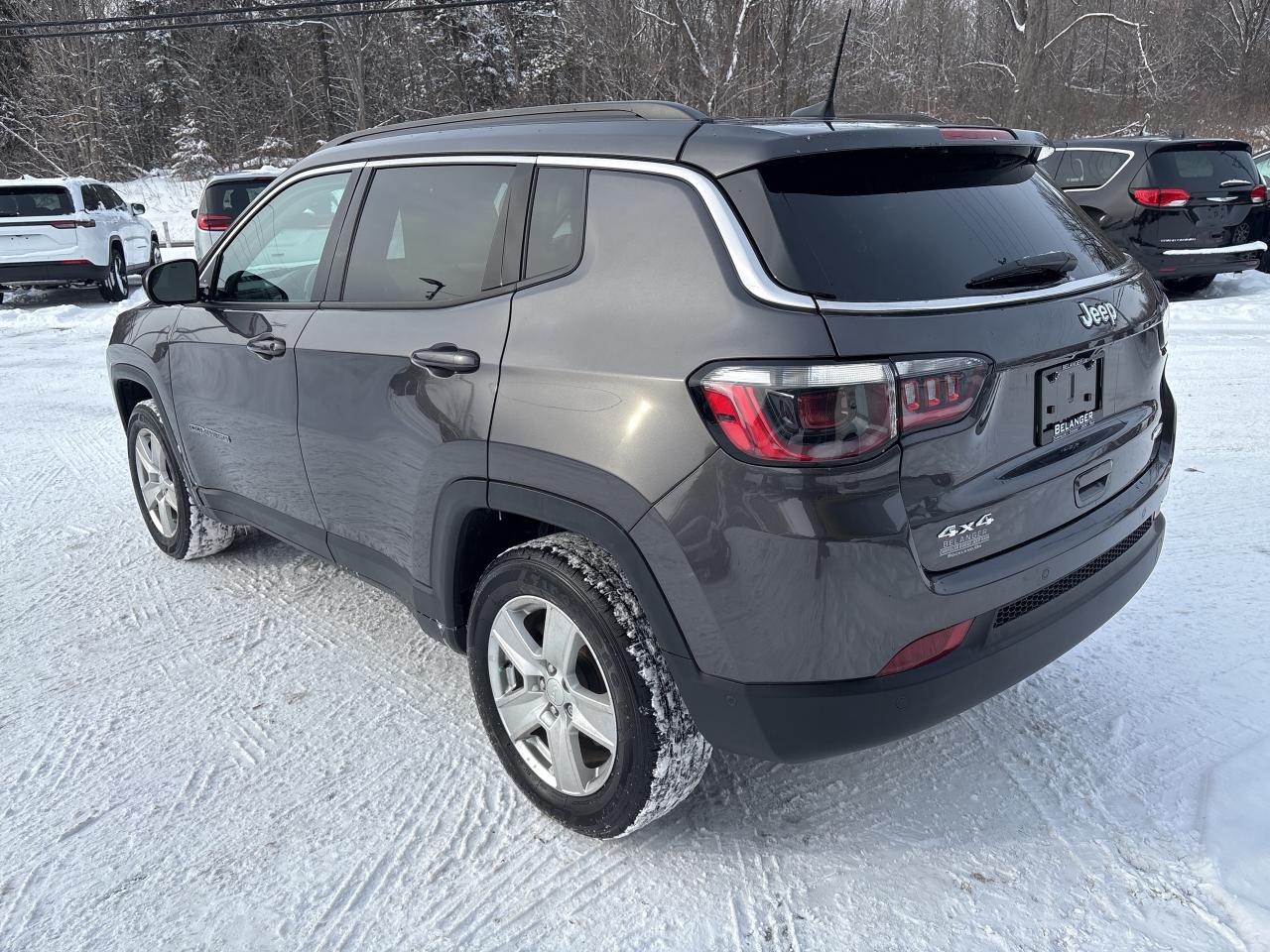 2022 Jeep Compass NORTH Photo4