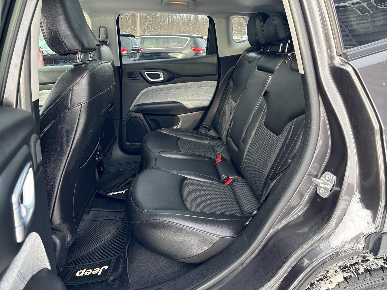 2022 Jeep Compass NORTH Photo