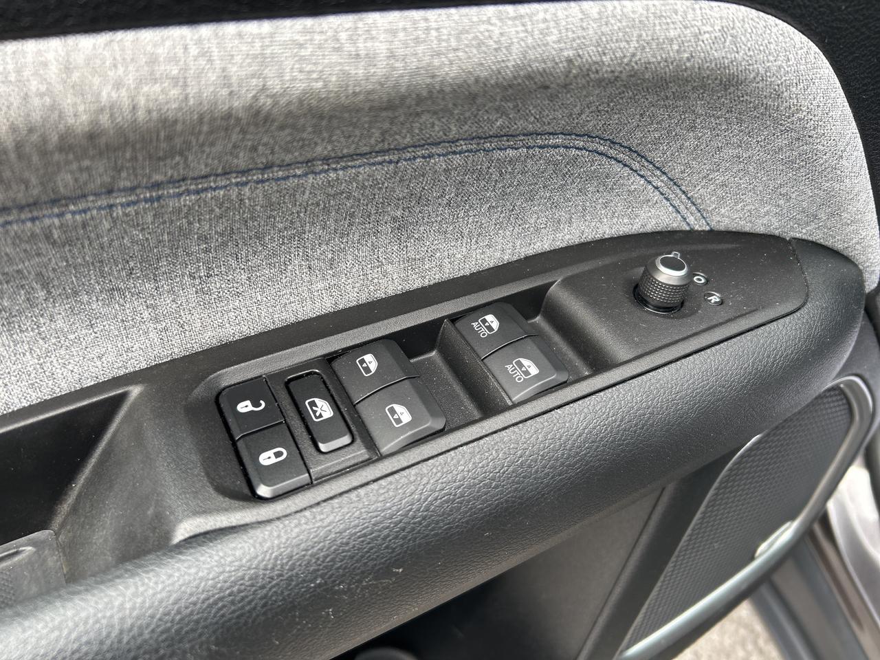 2022 Jeep Compass NORTH Photo