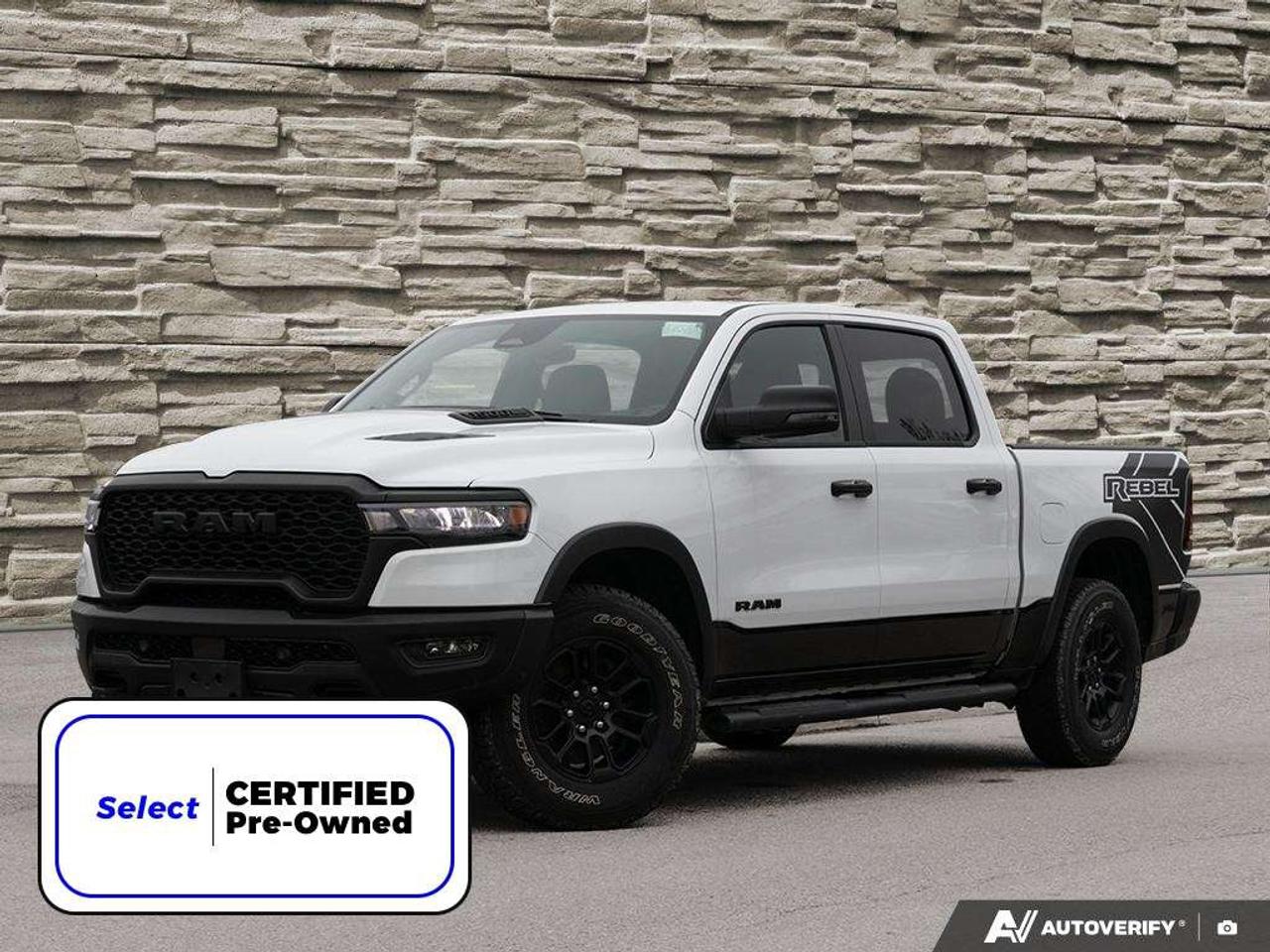 2025 RAM 1500 Wireless Charger   Hard Tonneau Photo