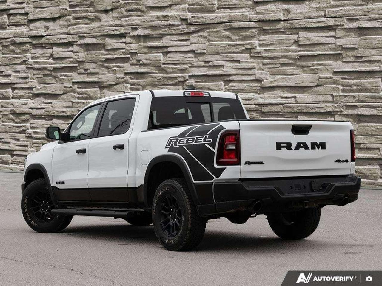 2025 RAM 1500 Wireless Charger   Hard Tonneau Photo