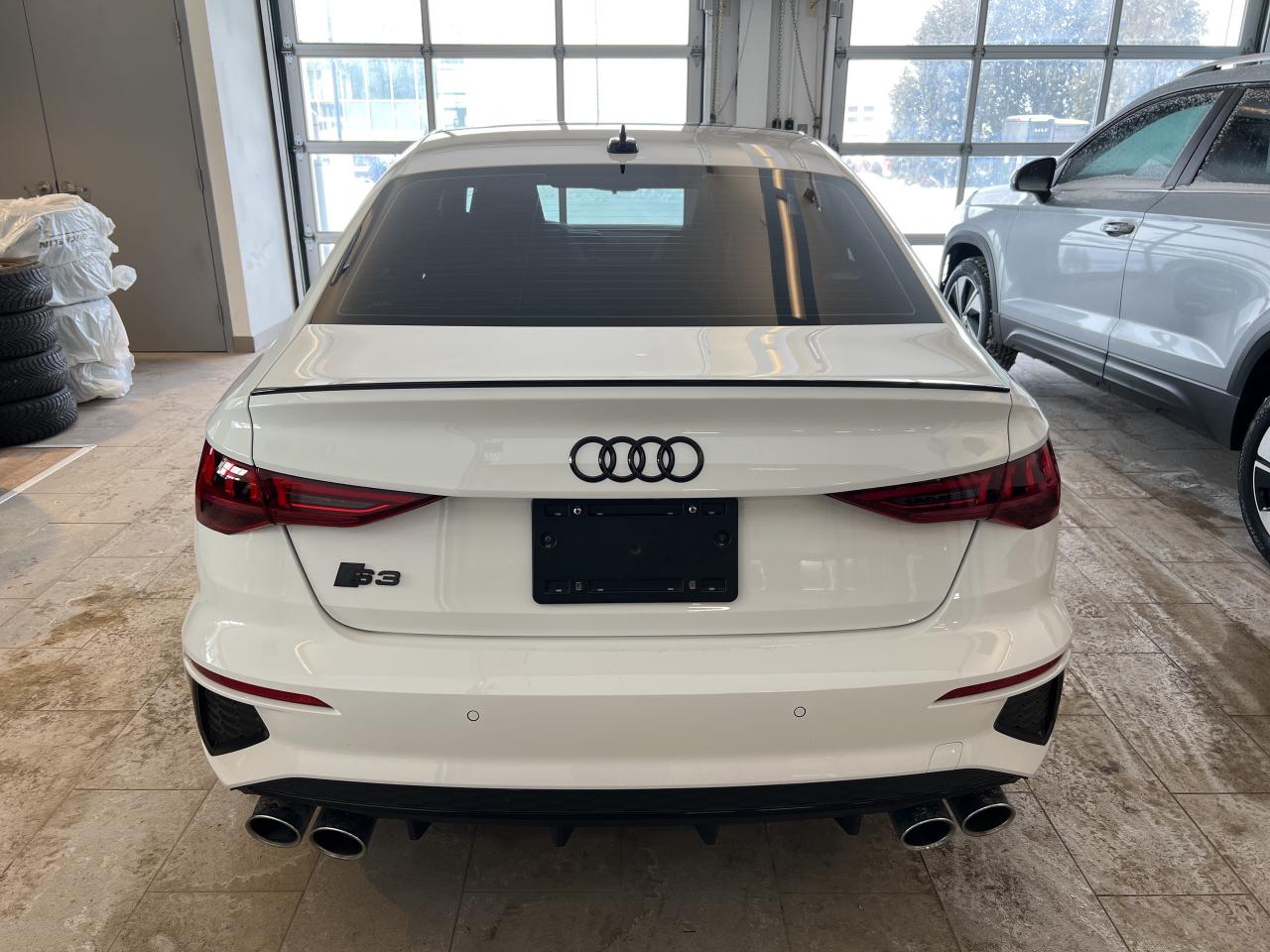 2024 Audi S3 Sedan Komfort 2.0 TFSI quattro Photo3