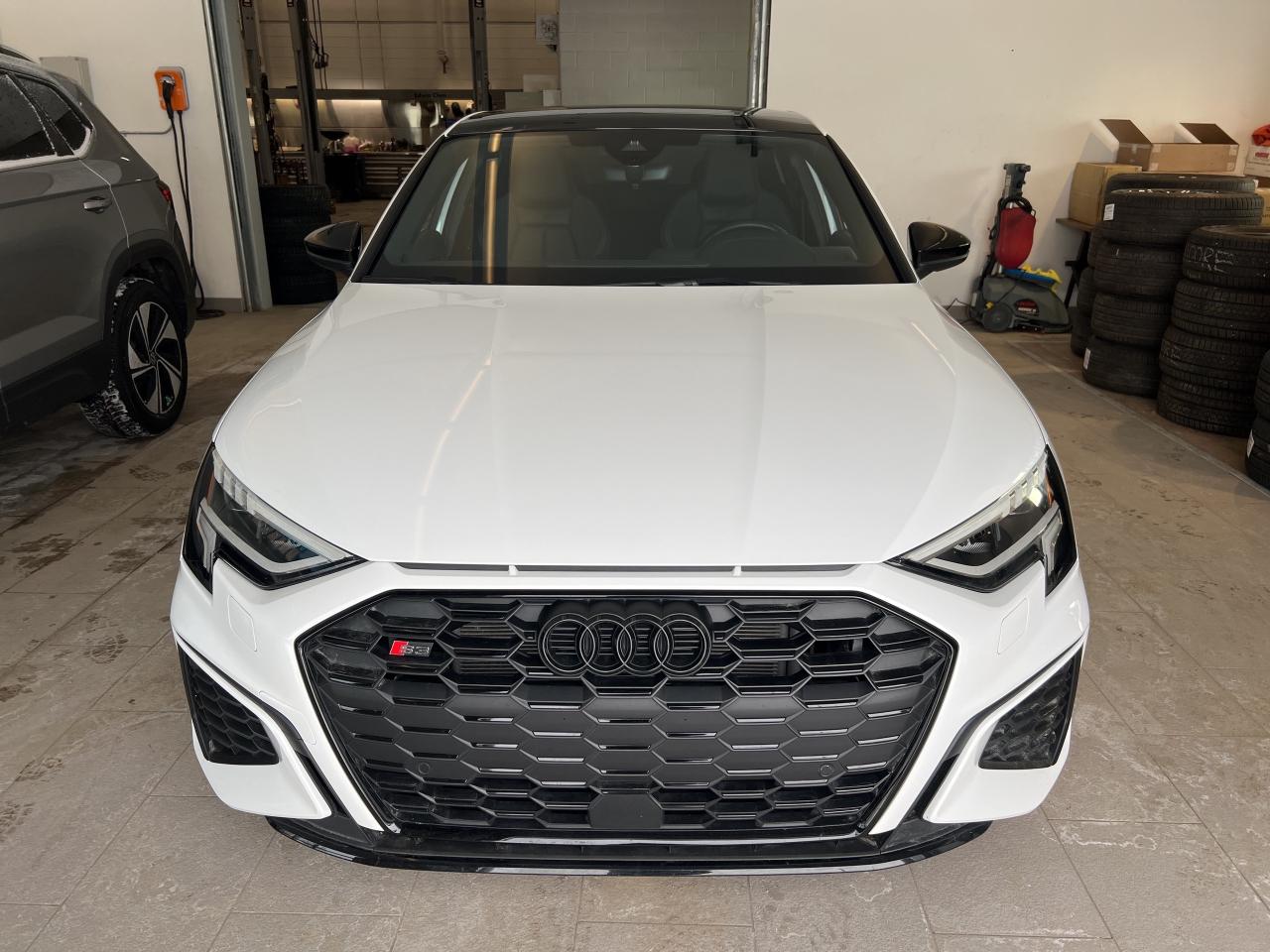 2024 Audi S3 Sedan Komfort 2.0 TFSI quattro Photo
