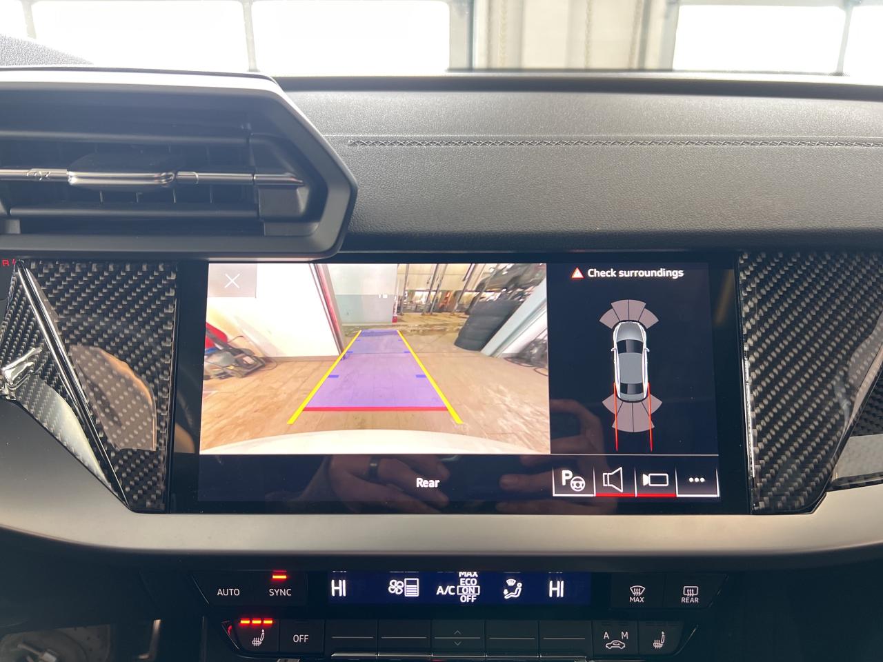 2024 Audi S3 Sedan Komfort 2.0 TFSI quattro Photo