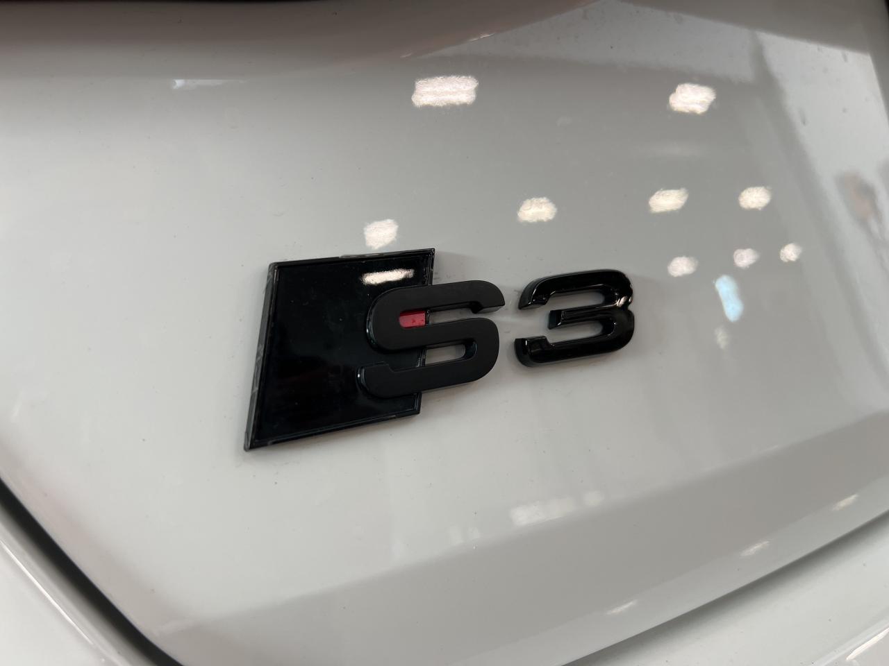 2024 Audi S3 Sedan Komfort 2.0 TFSI quattro Photo