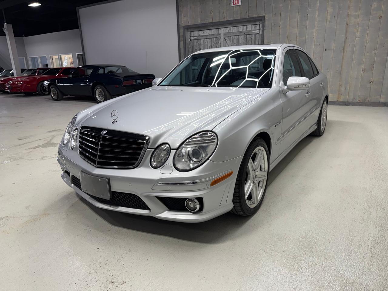 2008 Mercedes-Benz E-Class 6.3L AMG RWD  PRISTINE CONDITION ACCIDENT FREE Photo3