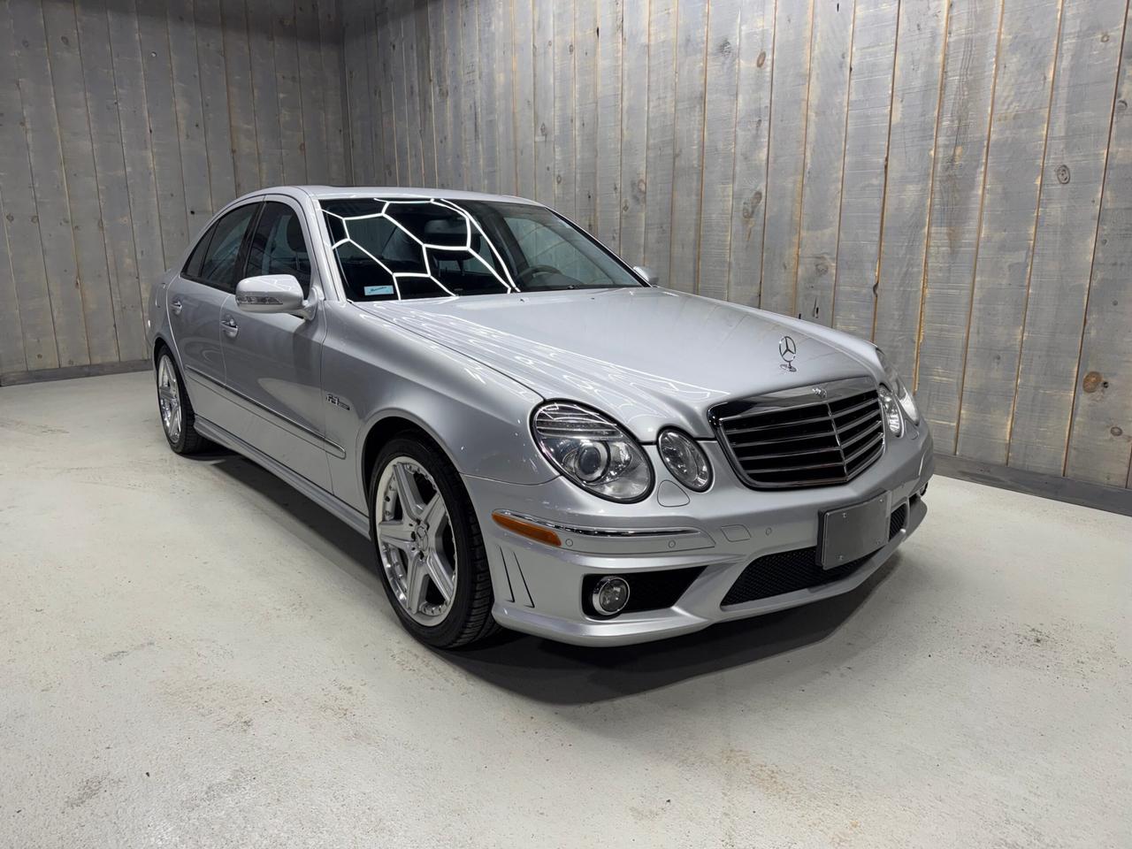 2008 Mercedes-Benz E-Class 6.3L AMG RWD  PRISTINE CONDITION ACCIDENT FREE Photo0