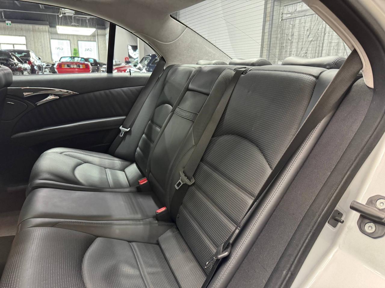 2008 Mercedes-Benz E-Class 6.3L AMG RWD  PRISTINE CONDITION ACCIDENT FREE Photo