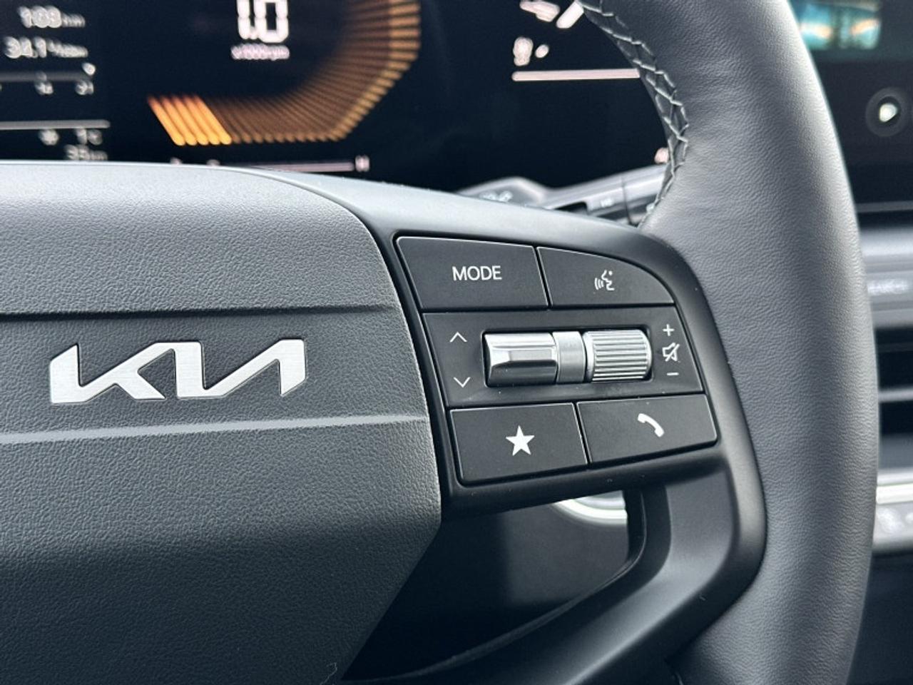 2026 Kia K4 EX+ Hatchback IVT Photo