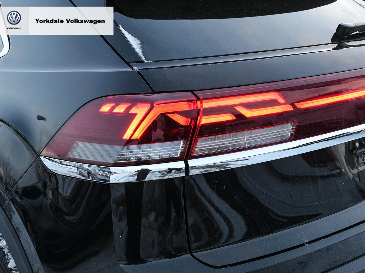 2025 Volkswagen Atlas Cross Sport  Photo