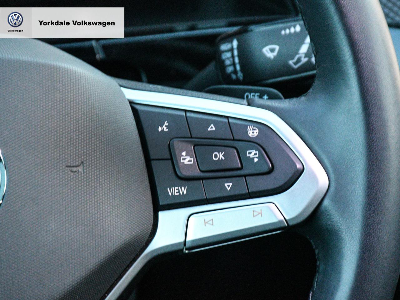 2025 Volkswagen Atlas Cross Sport  Photo