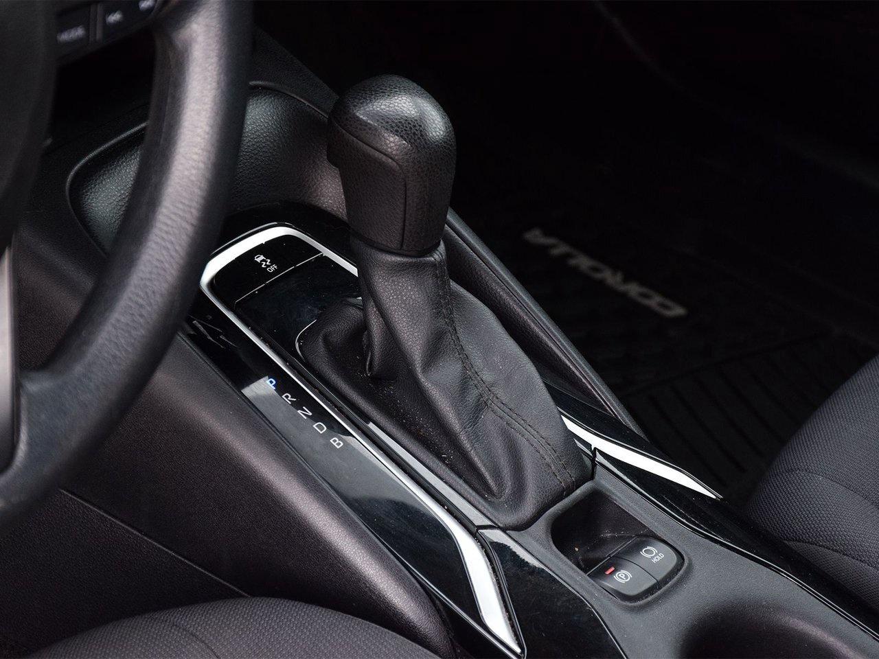 2022 Toyota Corolla LE Photo