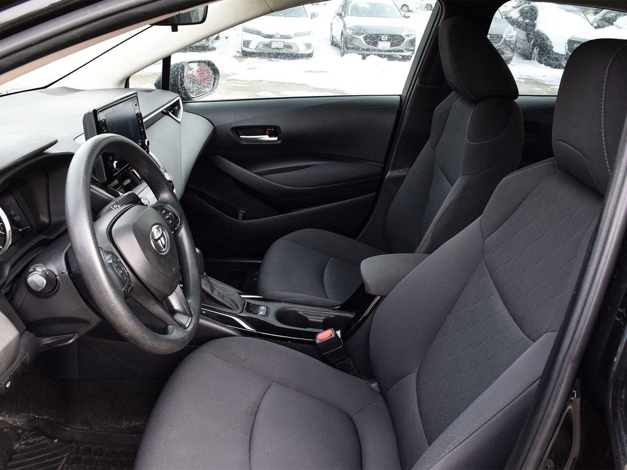 2022 Toyota Corolla LE Photo