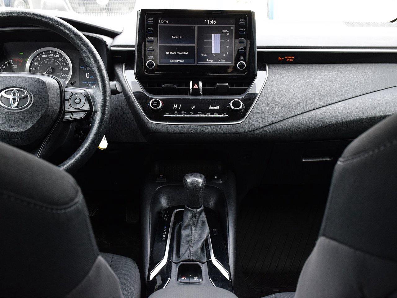 2022 Toyota Corolla LE Photo