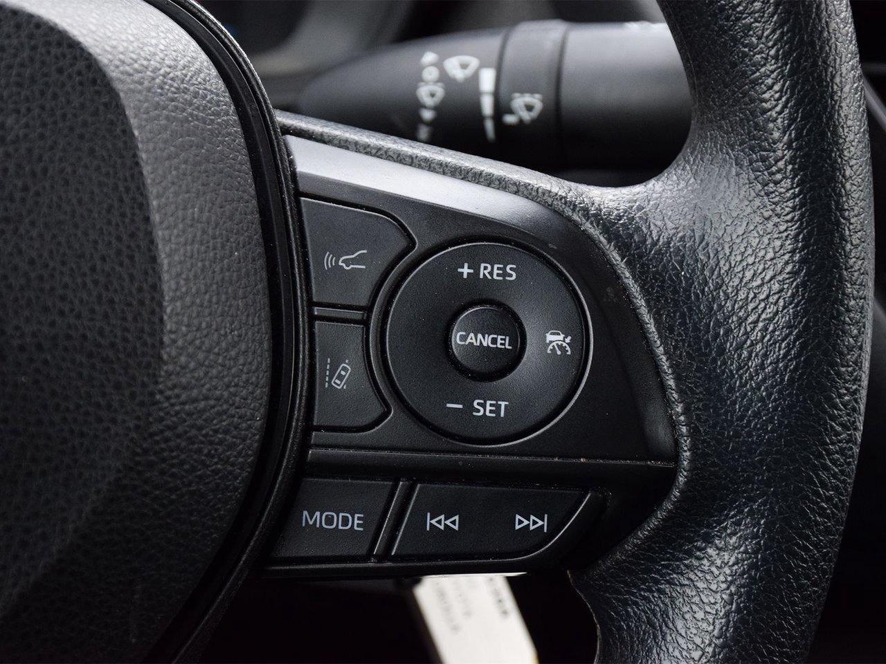 2022 Toyota Corolla LE Photo