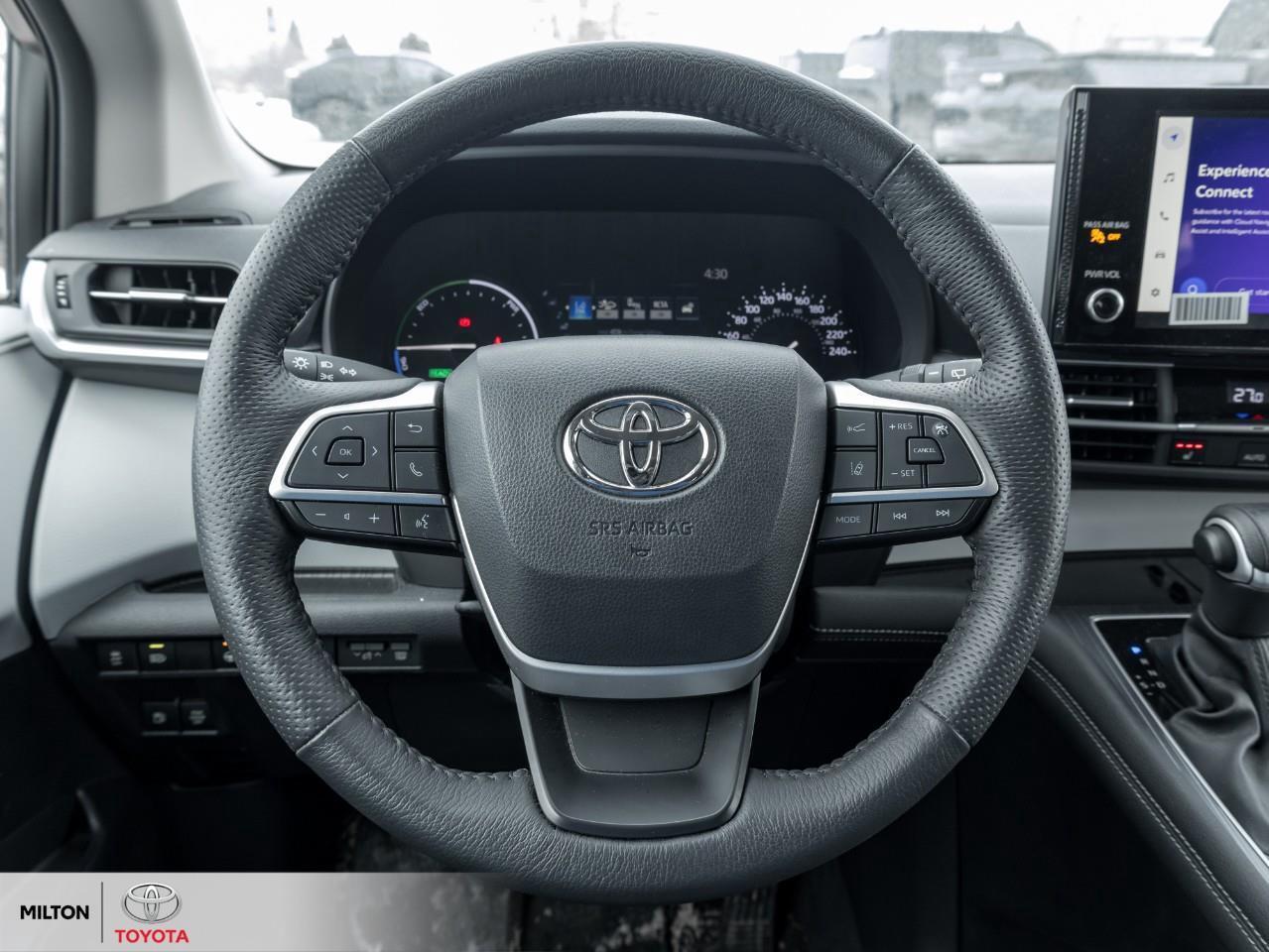 2025 Toyota Sienna HYBRID FWD 8 PASSENGER SUNROOF LEATHER REMOTE CONN Photo