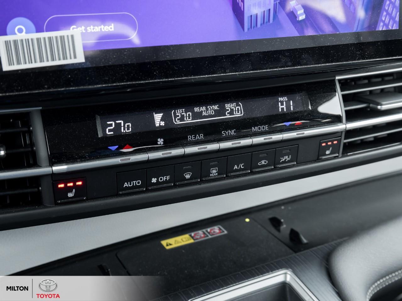 2025 Toyota Sienna HYBRID FWD 8 PASSENGER SUNROOF LEATHER REMOTE CONN Photo