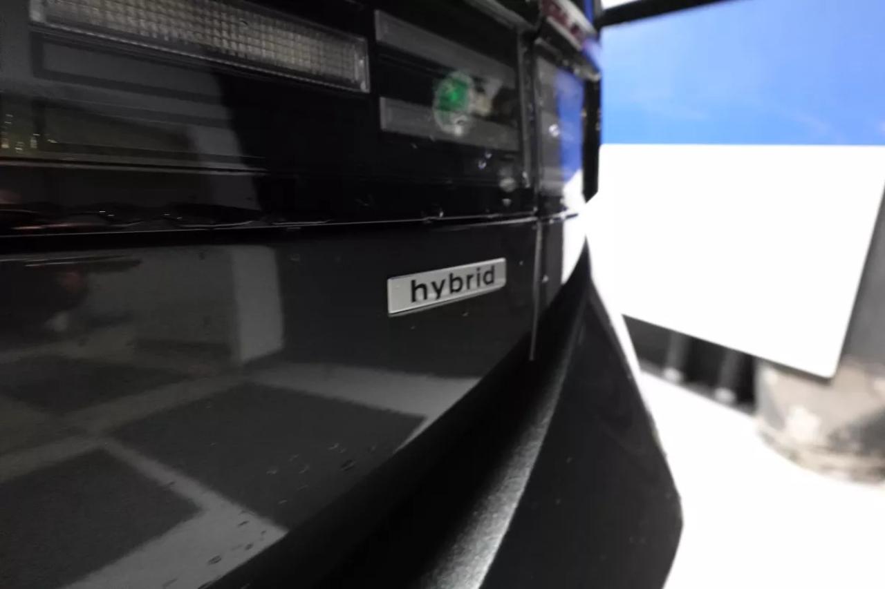 2026 Hyundai Sonata Hybrid PREFERRED-TREND HYBRID    HTD SEATS    HTD WHEEL Photo