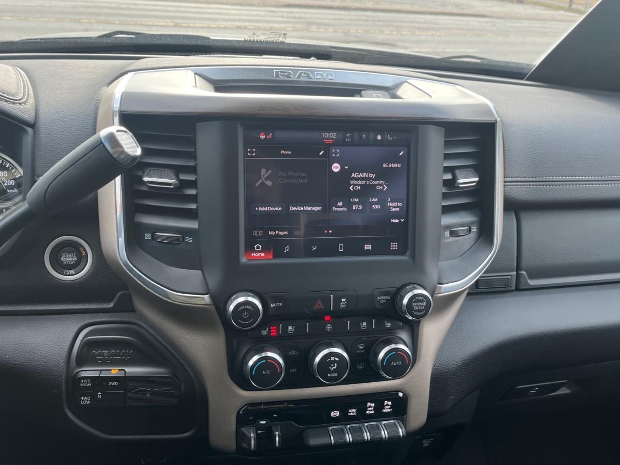 2022 RAM 2500 LARAMIE LOW KM READY TO PULL Photo