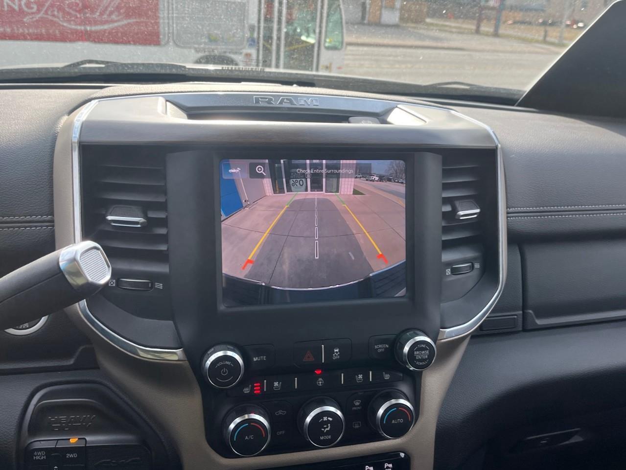 2022 RAM 2500 LARAMIE LOW KM READY TO PULL Photo