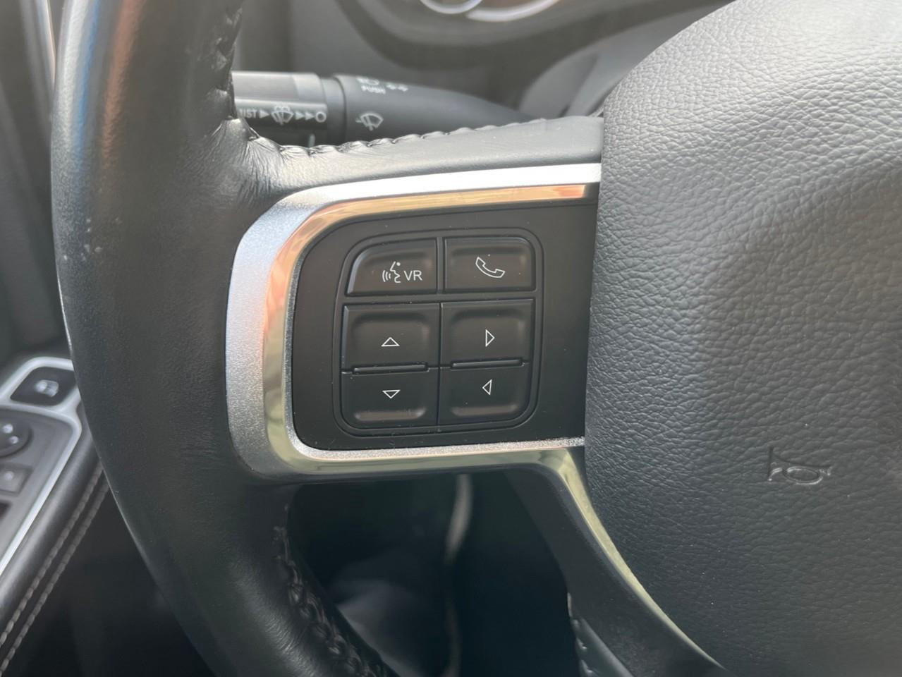 2022 RAM 2500 LARAMIE LOW KM READY TO PULL Photo