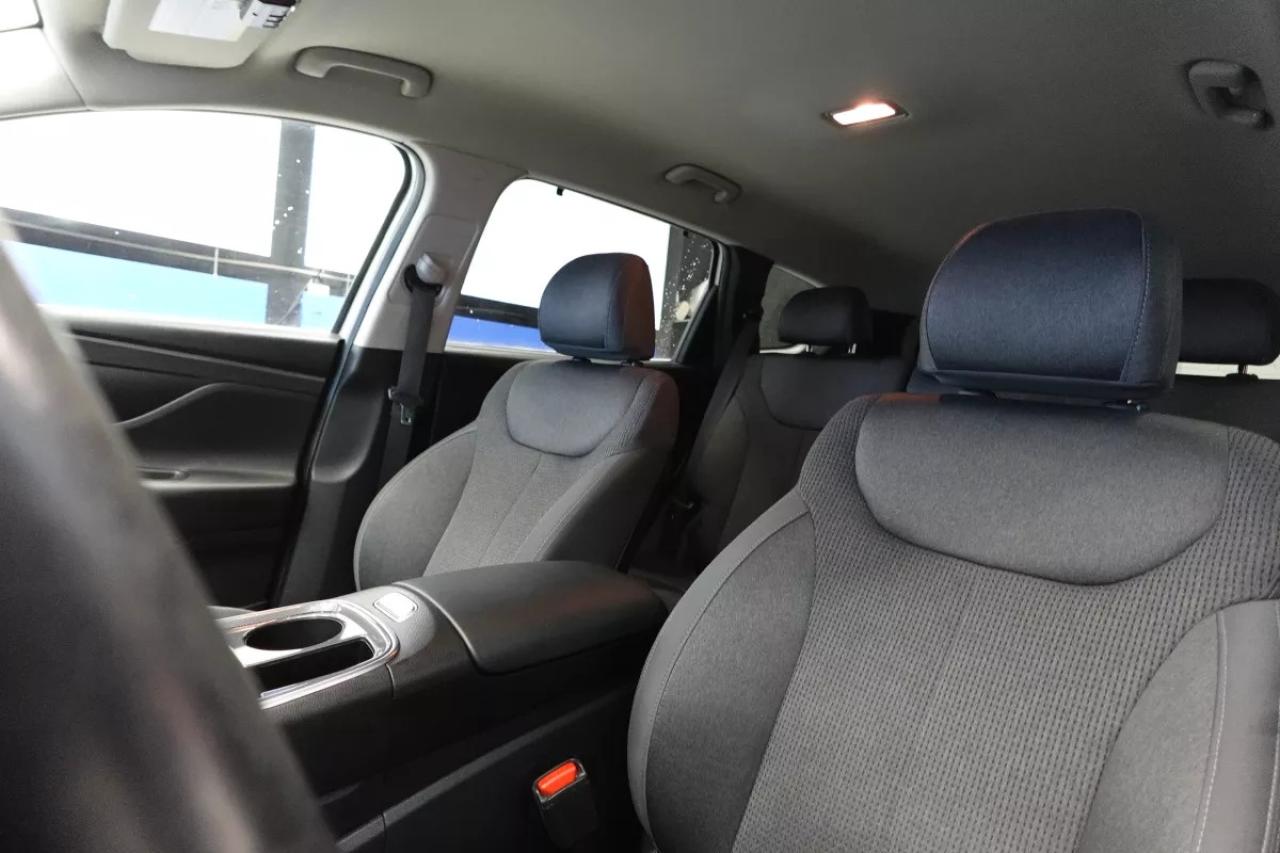 2022 Hyundai Santa Fe PREFERRED   HEATED SEATS   HEATED WHEEL   APPLE CA Photo