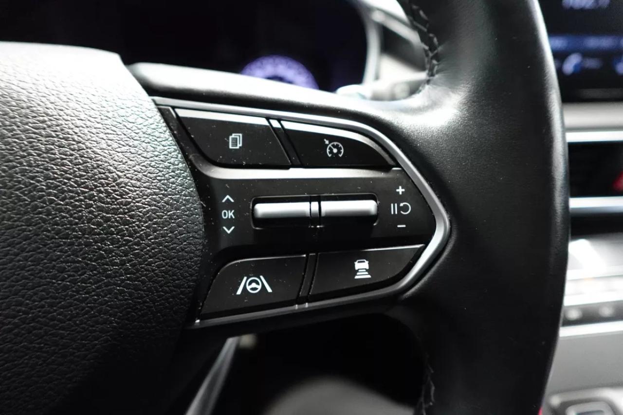 2022 Hyundai Santa Fe PREFERRED   HEATED SEATS   HEATED WHEEL   APPLE CA Photo