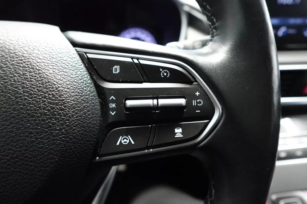 2022 Hyundai Santa Fe PREFERRED   HEATED SEATS   HEATED WHEEL   APPLE CA Photo