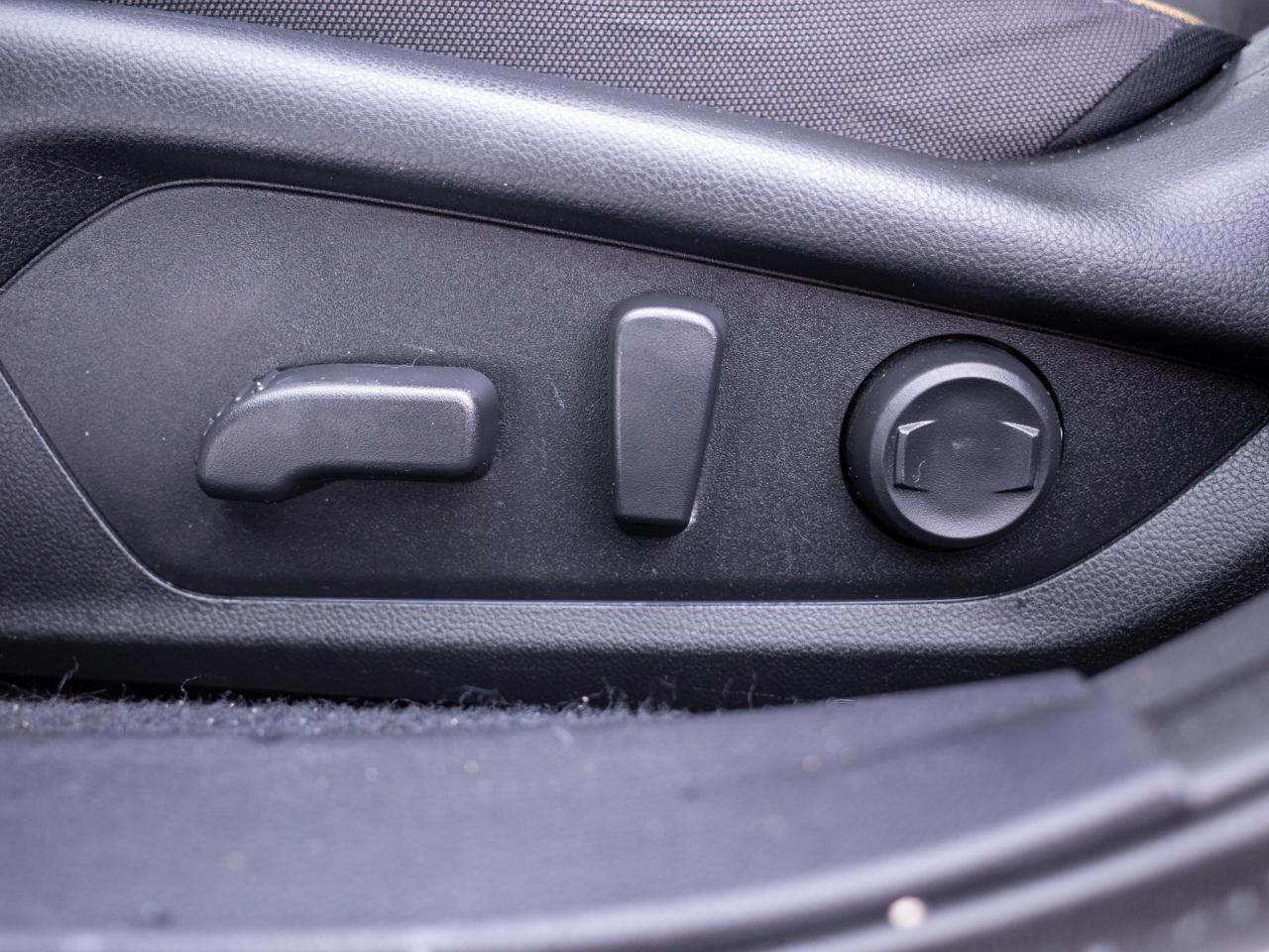 2024 Subaru Crosstrek Onyx - Blind Spot Monitor   Sunroof Photo