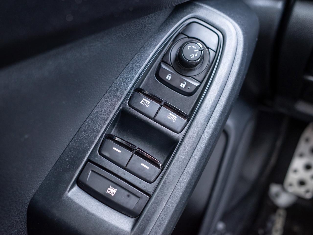 2024 Subaru Crosstrek Onyx - Blind Spot Monitor   Sunroof Photo