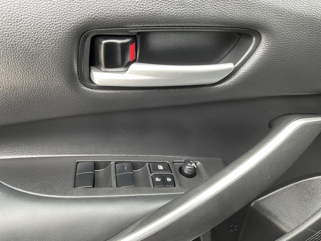 2021 Toyota Corolla SE ALLOYS! CAR PLAY! BACK-UP CAM! BSM! Photo