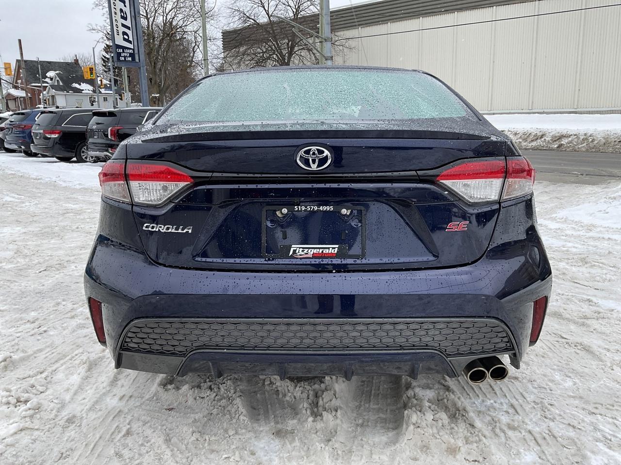 2021 Toyota Corolla SE ALLOYS! CAR PLAY! BACK-UP CAM! BSM! Photo