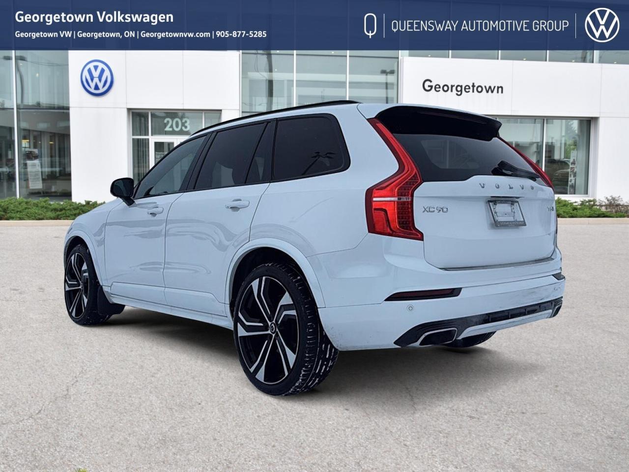 2021 Volvo XC90 T6 R-Design Photo