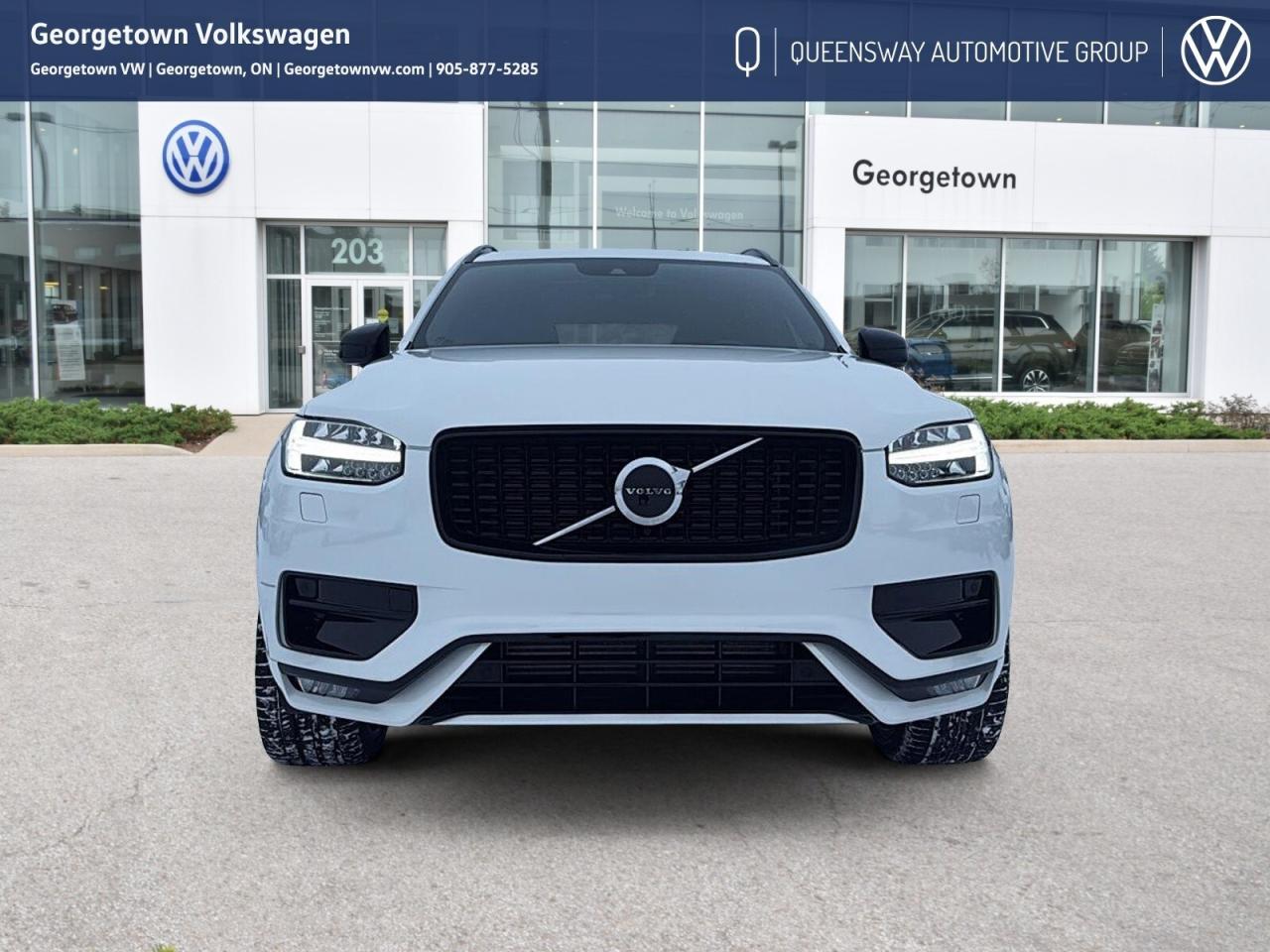 2021 Volvo XC90 T6 R-Design Photo