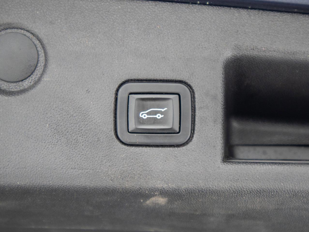 2019 Chevrolet Equinox Premier - Power Liftgate   Leather Steering Wheel Photo