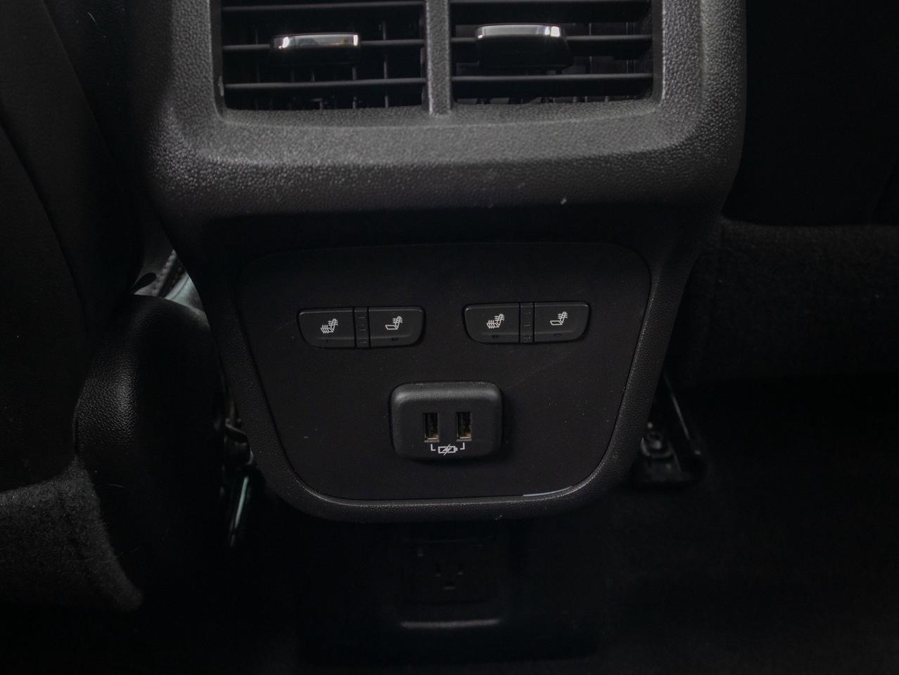 2019 Chevrolet Equinox Premier - Power Liftgate   Leather Steering Wheel Photo