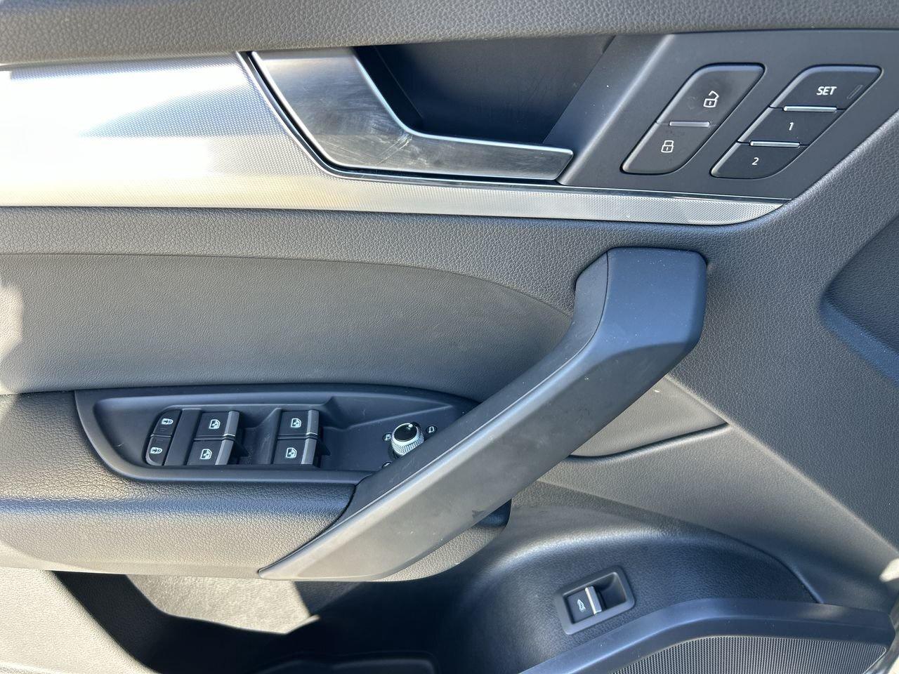 2023 Audi Q5 45 2.0T Progressiv quattro 7sp S Tronic Leather  A Photo