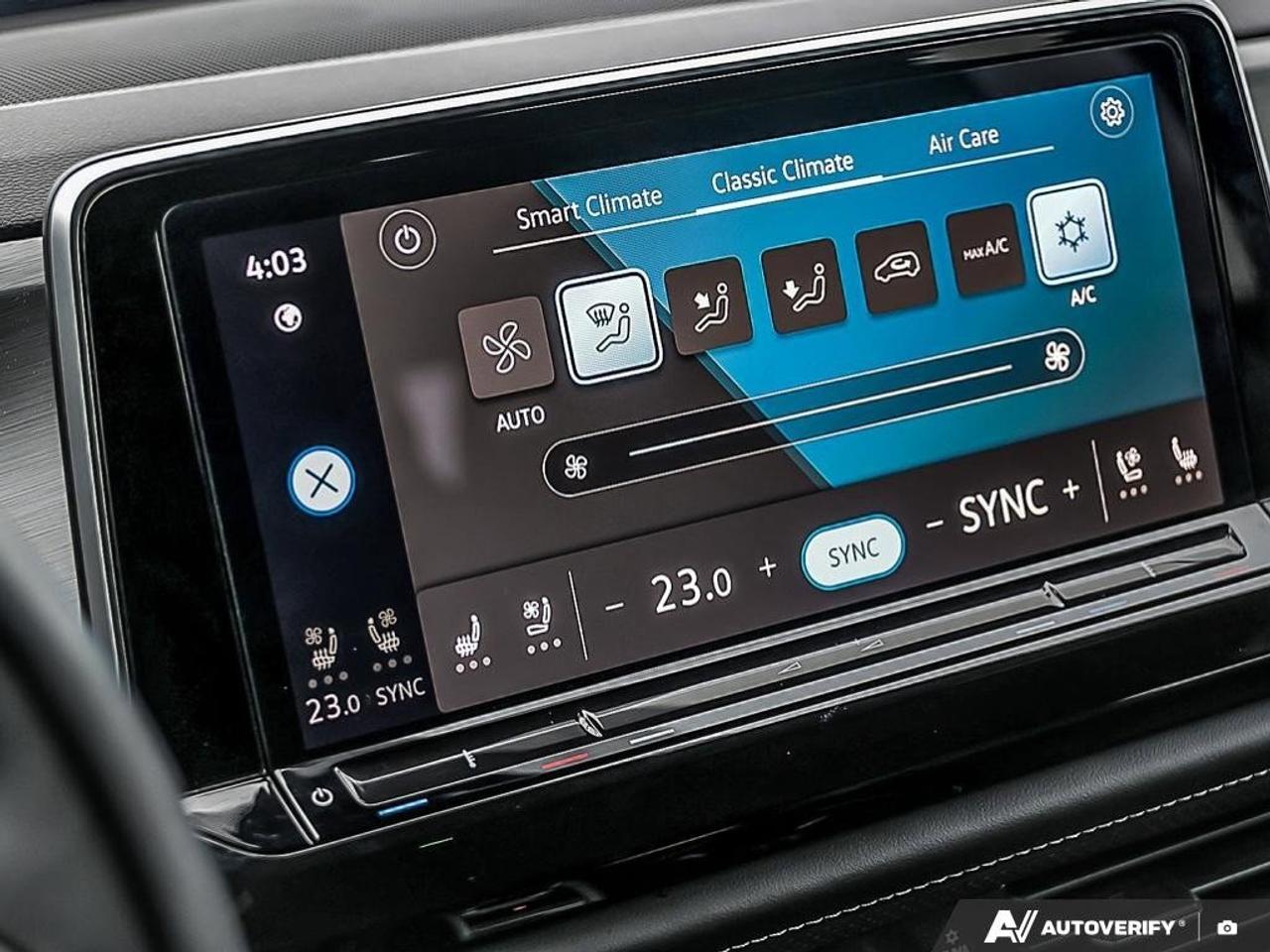 2025 Volkswagen Atlas Cross Sport ComfortlineONE-OWNER, ACCIDENT-FREE, AWD, HTD SEAT Photo