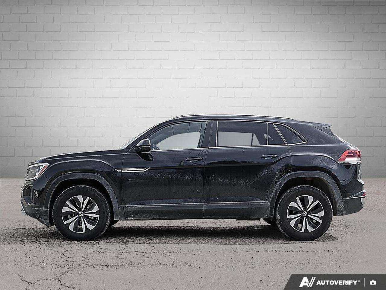 2025 Volkswagen Atlas Cross Sport ComfortlineONE-OWNER, ACCIDENT-FREE, AWD, HTD SEAT Photo