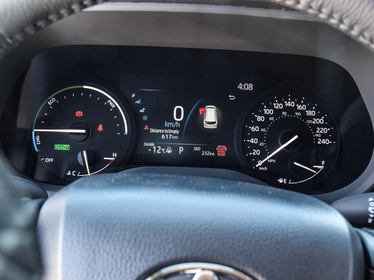 2025 Toyota Sienna LE Photo