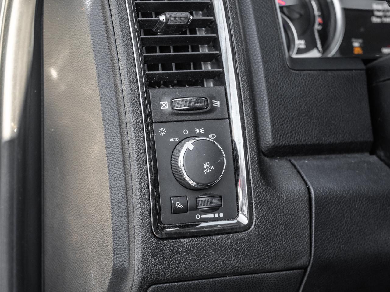 2014 RAM 1500  Photo