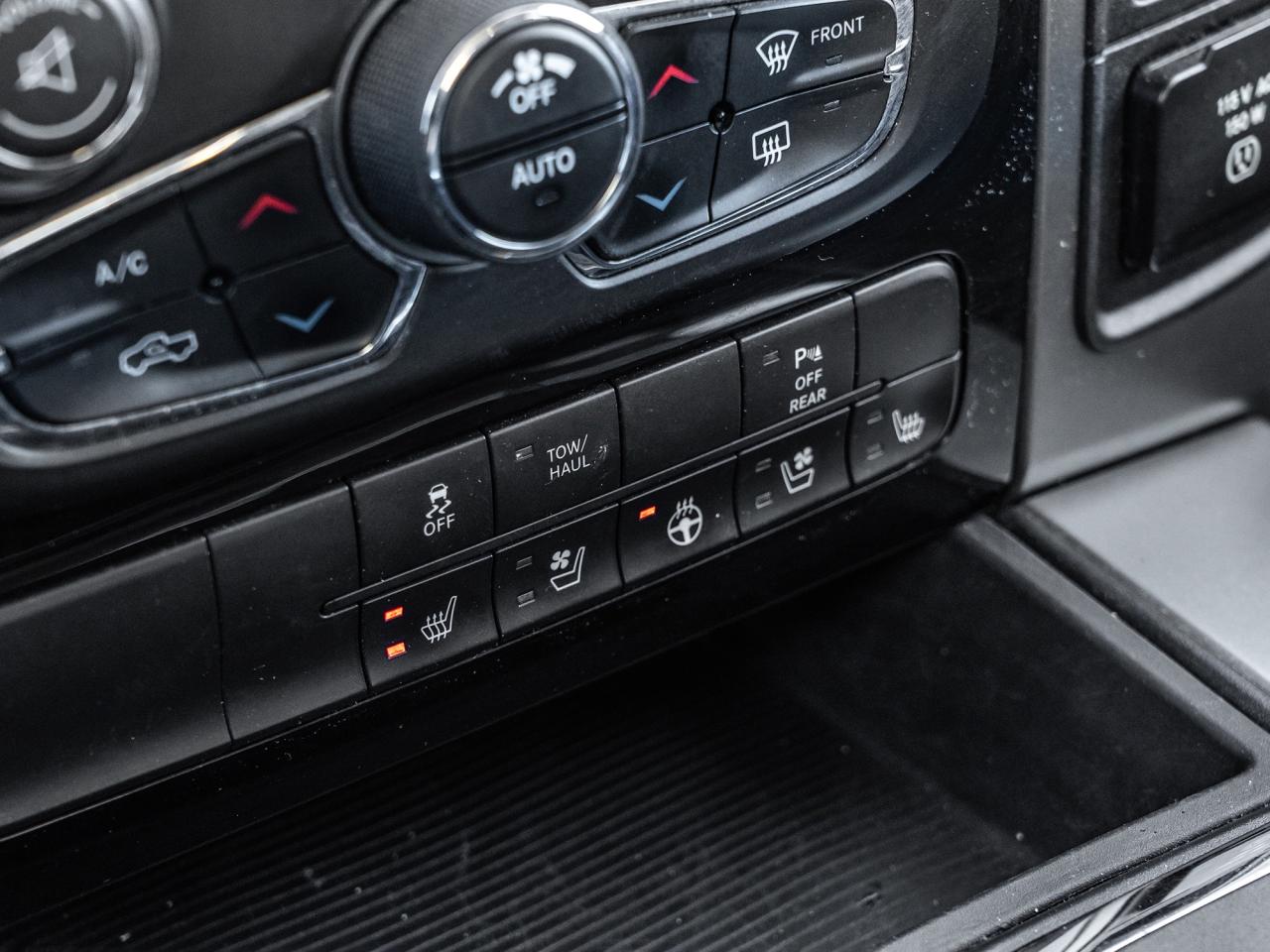 2014 RAM 1500  Photo