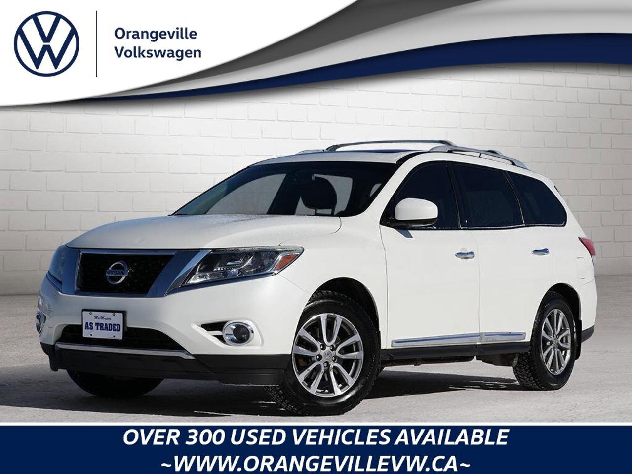 2016 Nissan Pathfinder SSL, 3.6L V6, LEATHER, ALLOYS, NAVIGATION, 7-PASSE Photo