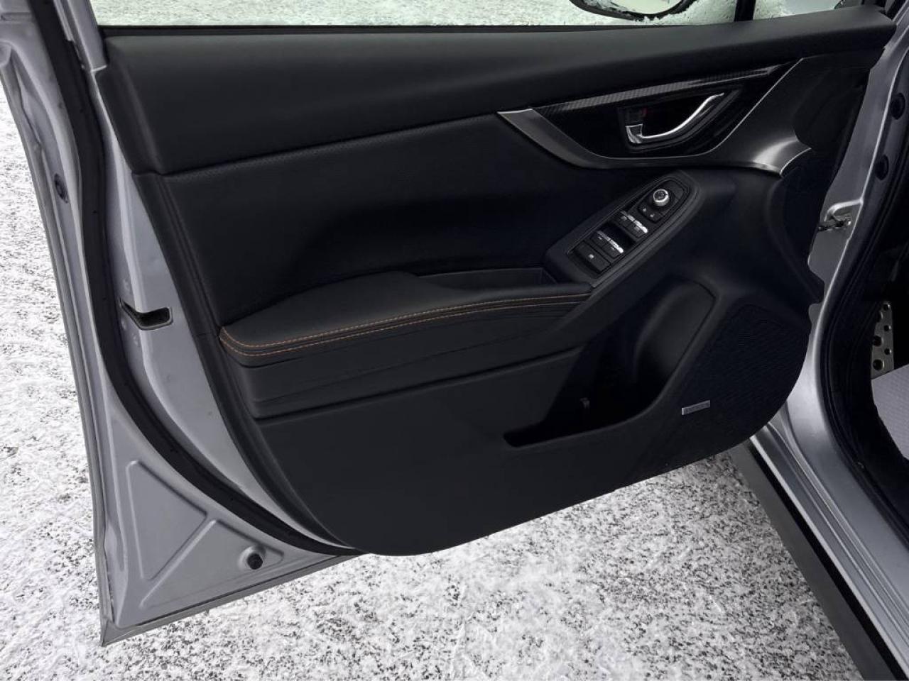 2019 Subaru Crosstrek LIMITED AWD   LOADED!   LEATHER   NAVI   SUNROOF Photo