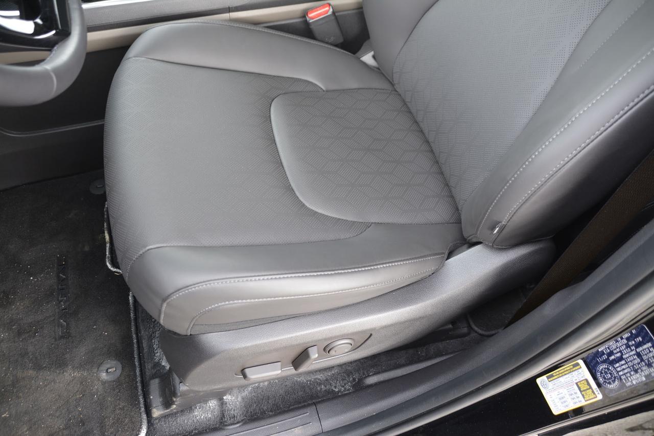 2026 Kia Carnival EX Photo